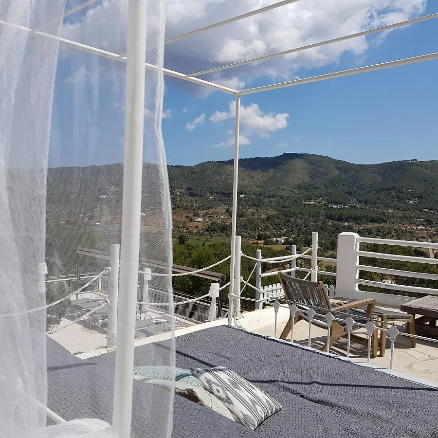 Hostal Casa Naya Rural Sant Llorenç de Balàfia